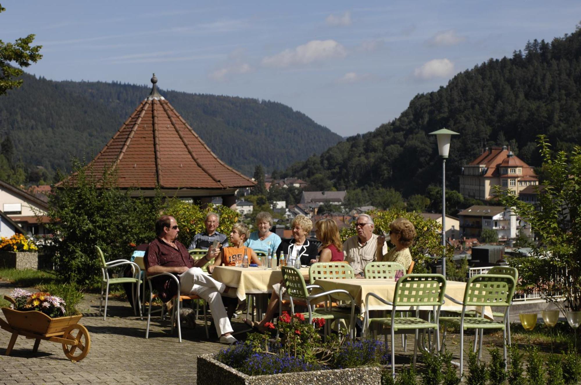 Hotel Bergfrieden Bad Wildbad Exterior photo