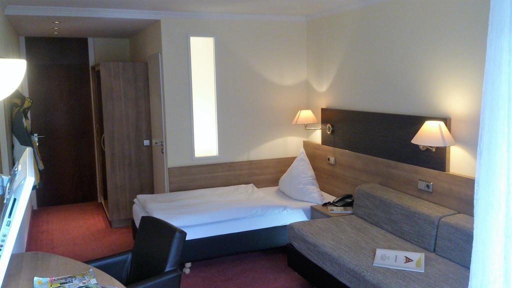 Hotel Bergfrieden Bad Wildbad Exterior photo